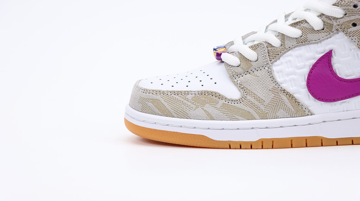 Rayssa Leal x Dunk Low SB 2024 - image 3