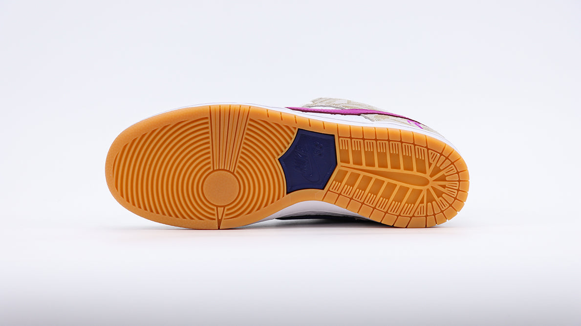 Rayssa Leal x Dunk Low SB 2024 - image 8