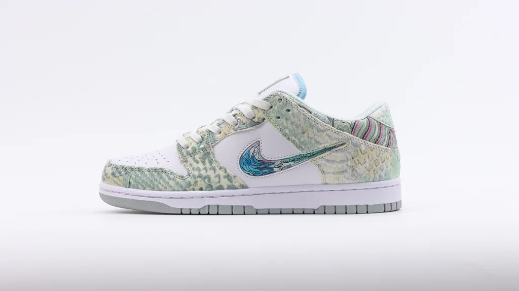 SB Dunk Low “CNY 2024” - image 2